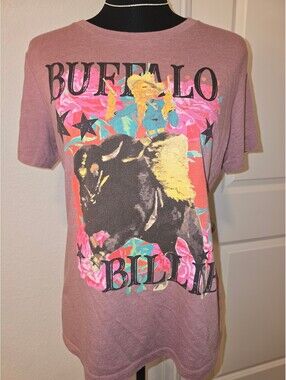 Buffalo Bill Graphic Print T-Shirt in Mauve